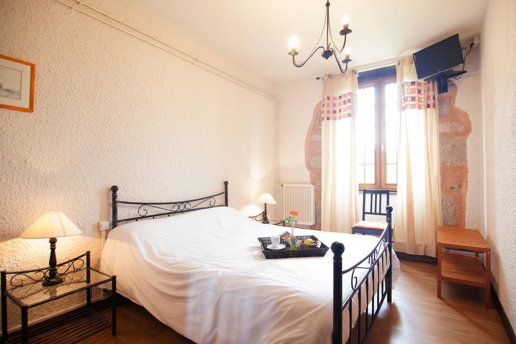 Hotel Domaine Le Prieure Chaumont-le-Bourg Pokoj fotografie